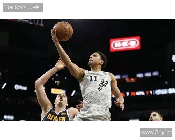 克雷格波特强势突破撤步远投被犯规成功打成3加1 克雷格波特强势突破撤步远投被犯规成功打成3加1