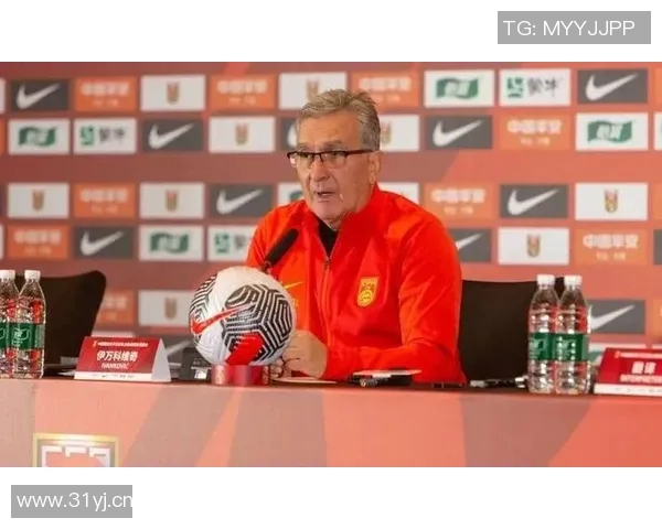 伊万:足协提议部分球员留洋需说服俱乐部与家长支持 伊万:足协提议部分球员留洋需说服俱乐部与家长支持