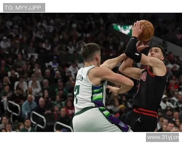 特纳状态低迷12投仅中3三分球表现惨淡仅得14分7篮板2助攻