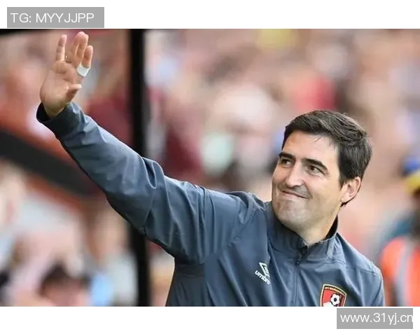 本福斯特认为曼联应考虑引进伊劳拉索斯盖特与前任主帅风格迥异