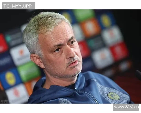 穆里尼奥执教生涯中的意外转折本菲卡前锋本欲加盟却转投费内巴切