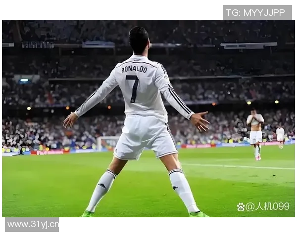 多库社媒欢庆客场逆转皇马胜利赞美今夜的辉煌时刻